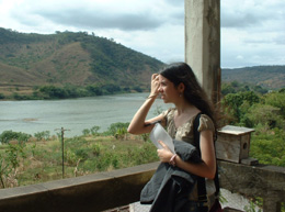 Vista da varanda da casa de Virgnia... O Rio Doce, montanhas, natureza...