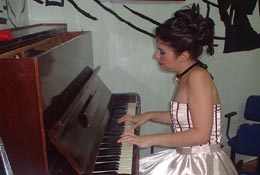 Ana Carolina atuou como pianista na pea 
