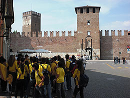 Alunos no Castelvecchio, Verona
