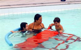 Importncia da autonomia na piscina: segurana
